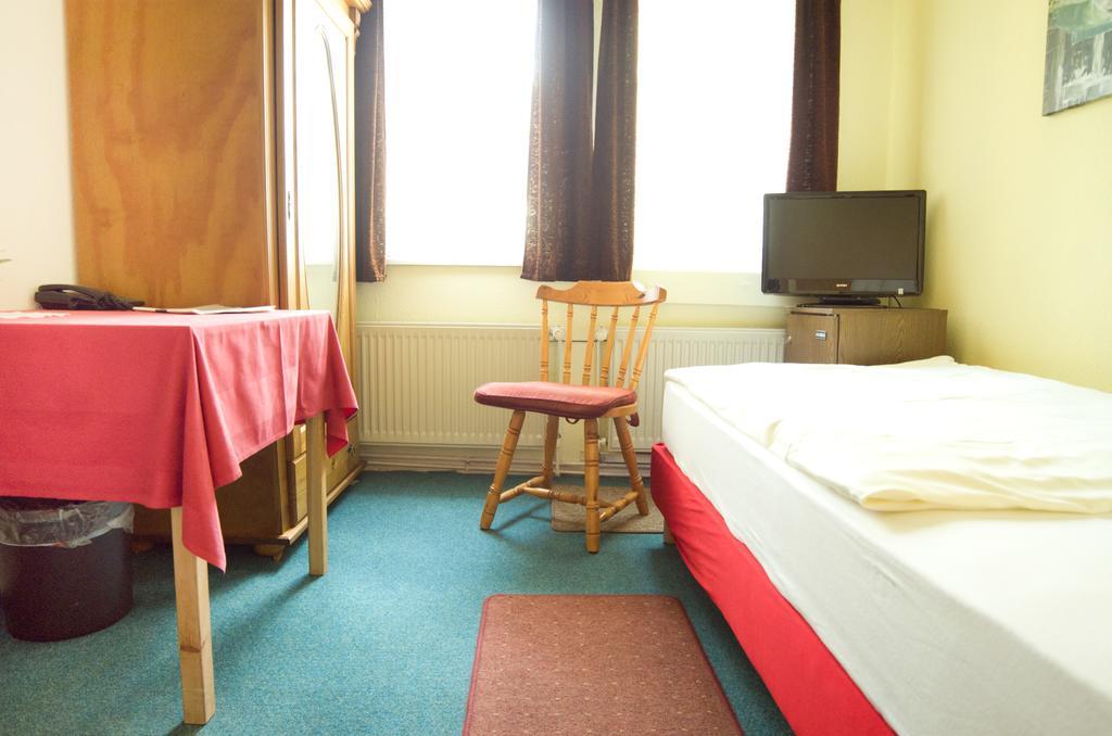 Pension Am Alten Markt Halle  Room photo